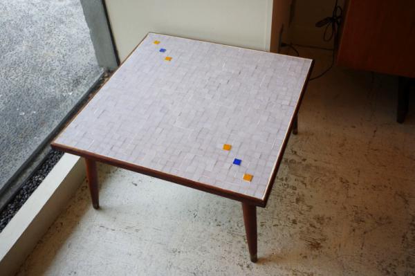 タイルトップセンターテーブル / ミッドセンチュリー家具