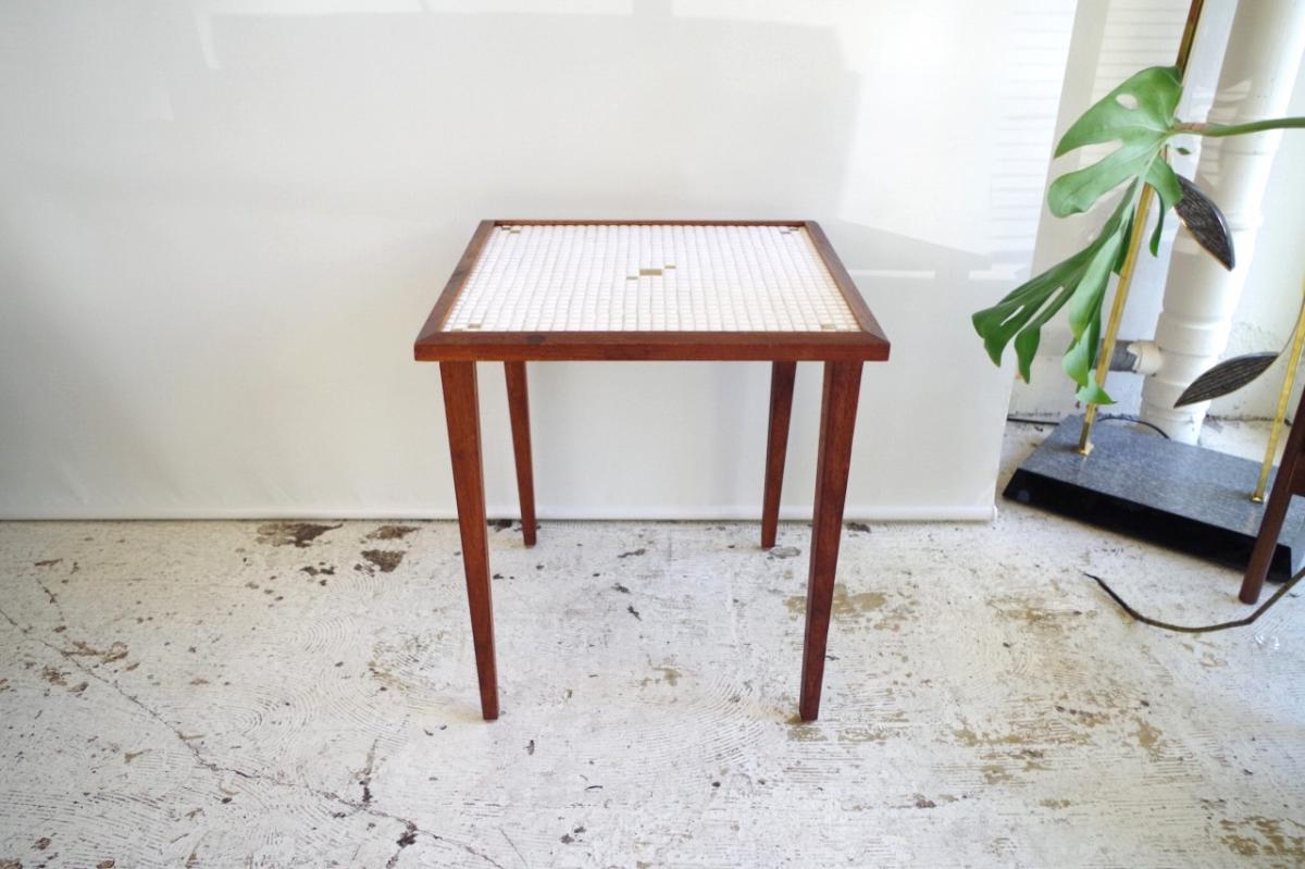 タイルトップサイドテーブル / ミッドセンチュリー家具 ビンテージ家具 